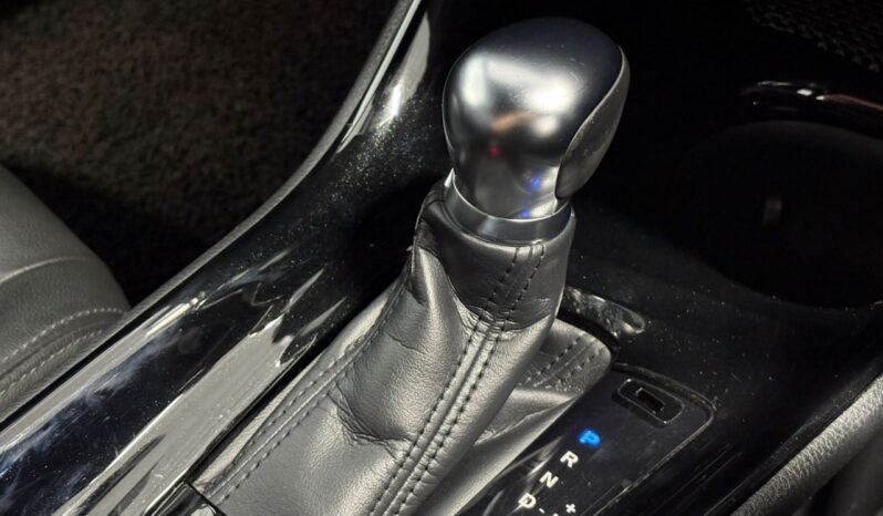 
								TOYOTA C-HR 1.8 (A) full									