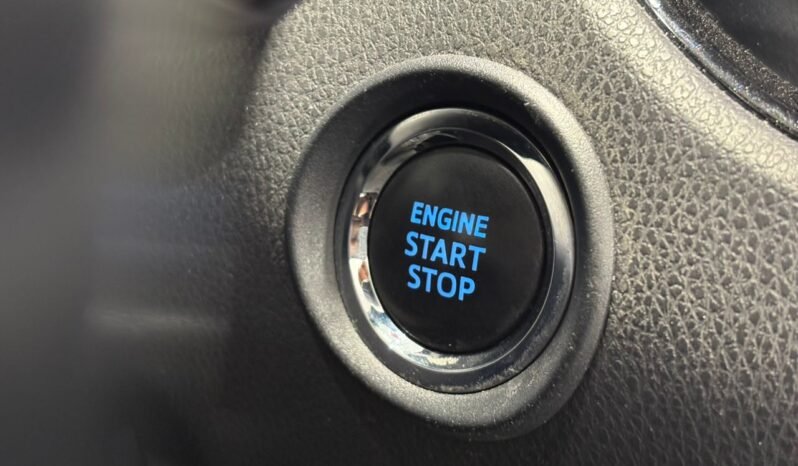 
								TOYOTA C-HR 1.8 (A) full									