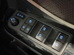 
										TOYOTA C-HR 1.8 (A) full									