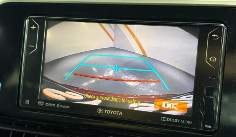 
								TOYOTA C-HR 1.8 (A) full									