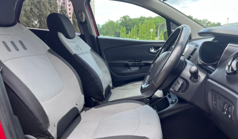 
								RENAULT CAPTUR 1.2 (CKD) (A) full									