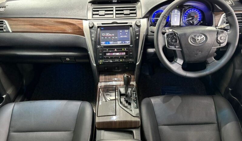 
								TOYOTA CAMRY 2.5 HYBRID FACELIFT (A) full									