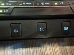 
										TOYOTA CAMRY 2.5 HYBRID FACELIFT (A) full									