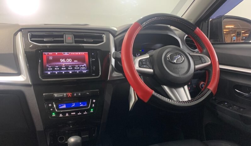 
								PERODUA ARUZ 1.5 AV full									