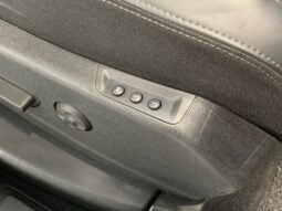 
										2019 Peugeot 3008 1.6 THP Active SUV NEW CAR CONDITION/ ONE OWNER full									