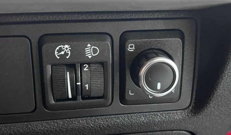 
								PROTON X70 1.8 PREMIUM full									