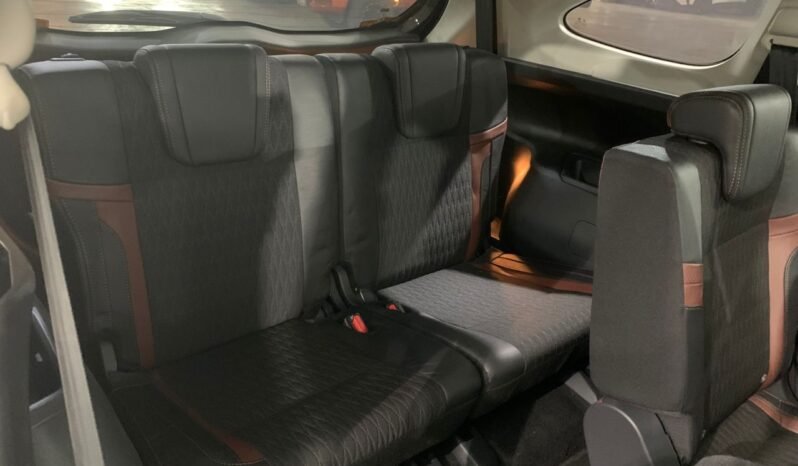 
								PERODUA ALZA 1.5 AV full									