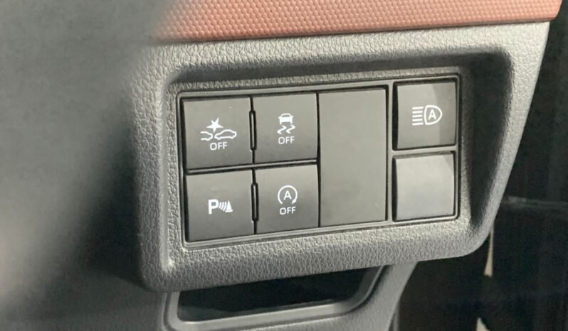 
								PERODUA ALZA 1.5 AV full									