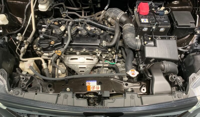 
								PERODUA ALZA 1.5 AV full									