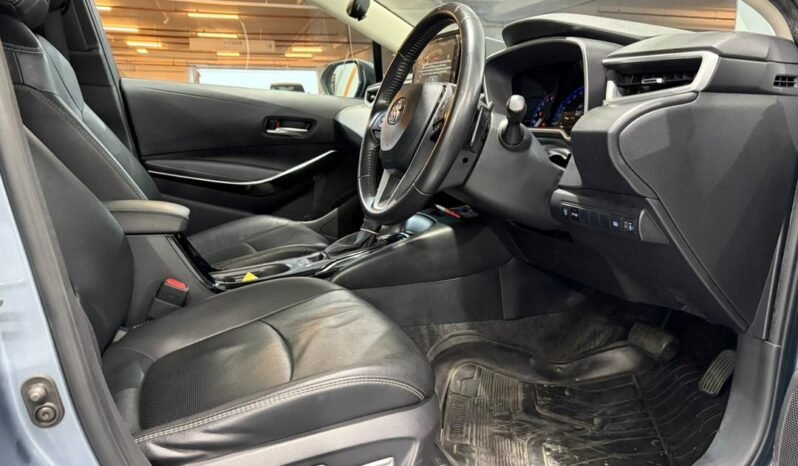 
								TOYOTA COROLLA 1.8 G full									