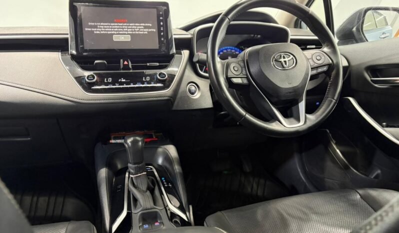 
								TOYOTA COROLLA 1.8 G full									