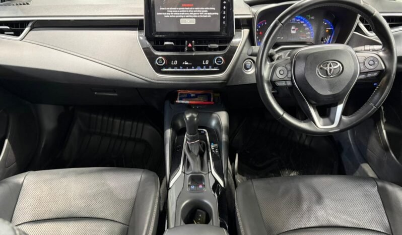 
								TOYOTA COROLLA 1.8 G full									