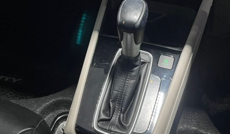 
								HONDA CITY 1.5 V full									