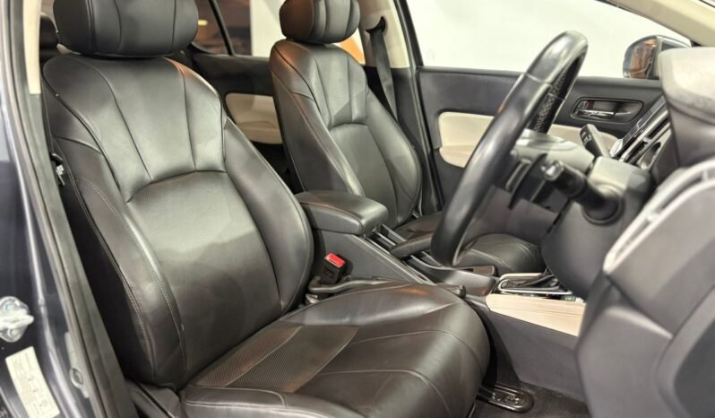 
								HONDA CITY 1.5 V (A) full									