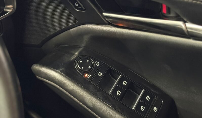 
								Mazda 3 GVC HIGH PLUS 2.0L full									