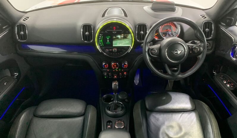 
								2018 Mini COUNTRYMAN 2.0 (A)/ FULL LOAN / TIPTOP CONDITION / 1 YEAR WARRANTY full									