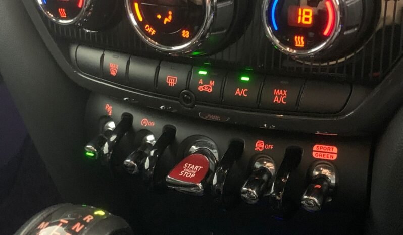 
								2018 Mini COUNTRYMAN 2.0 (A)/ FULL LOAN / TIPTOP CONDITION / 1 YEAR WARRANTY full									