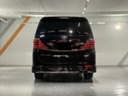 
										TOYOTA VELLFIRE 2.4 V full									