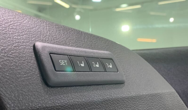 
								TOYOTA VELLFIRE 2.4 V full									