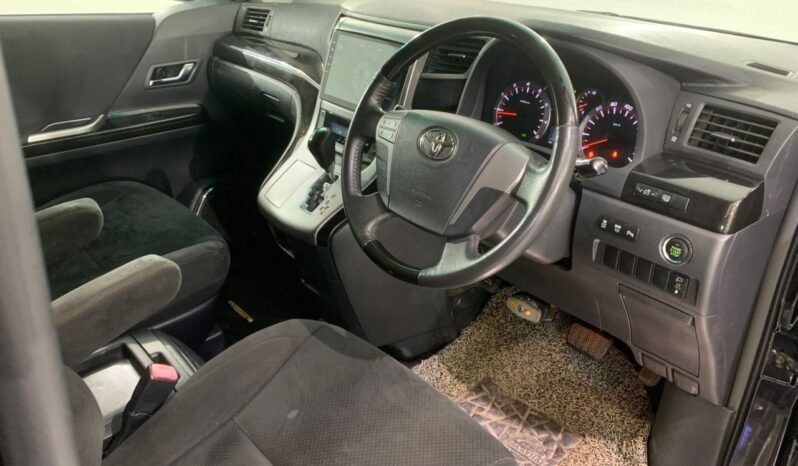 
								TOYOTA VELLFIRE 2.4 V full									