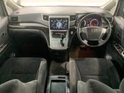 
										TOYOTA VELLFIRE 2.4 V full									