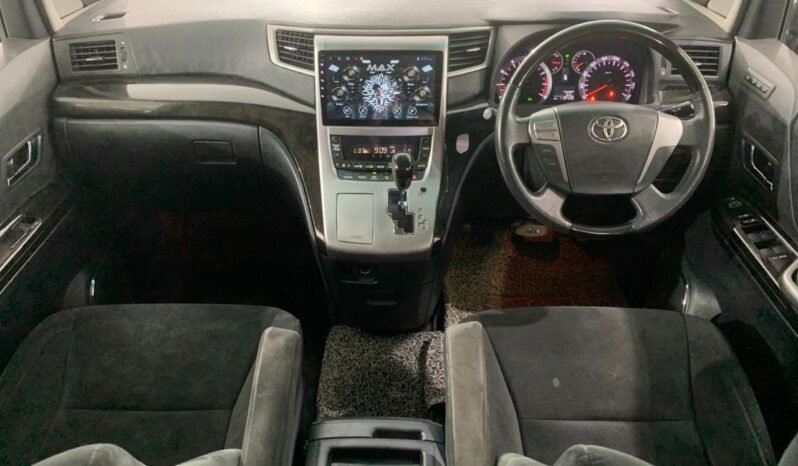 
								TOYOTA VELLFIRE 2.4 V full									