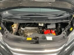 
										TOYOTA VELLFIRE 2.4 V full									