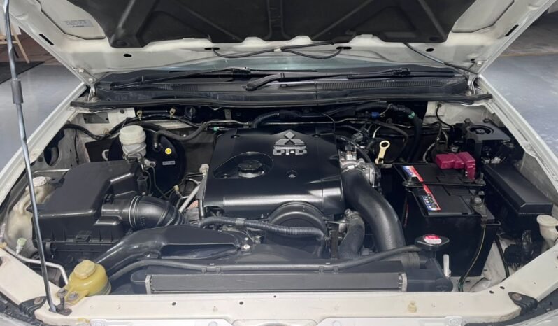 
								2013 Mitsubishi TRITON 2.5 FACELIFT (A)/ FULL LOAN / TIPTOP CONDITION / 1 YEAR WARRANTY full									