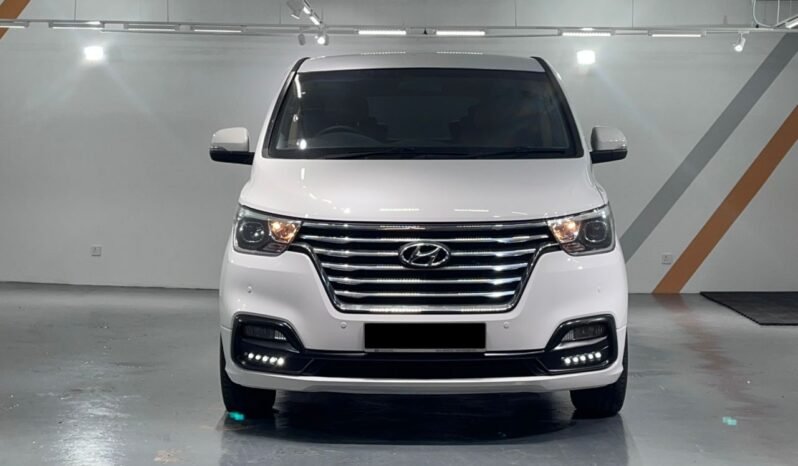 
								2021 Hyundai GRAND STAREX EXECUTIVE 2.5L (A)/ FULL LOAN / TIPTOP CONDITION / 1 YEAR WARRANTY full									