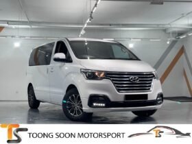 2021 Hyundai GRAND STAREX EXECUTIVE 2.5L (A)/ FULL LOAN / TIPTOP CONDITION / 1 YEAR WARRANTY