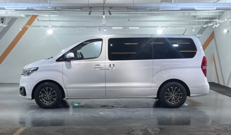 
								2021 Hyundai GRAND STAREX EXECUTIVE 2.5L (A)/ FULL LOAN / TIPTOP CONDITION / 1 YEAR WARRANTY full									