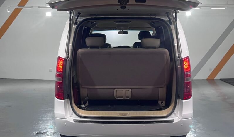 
								2021 Hyundai GRAND STAREX EXECUTIVE 2.5L (A)/ FULL LOAN / TIPTOP CONDITION / 1 YEAR WARRANTY full									