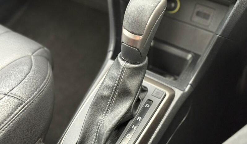 
								2024 Perodua MYVI 1.5 H MY17 FACELIFT (A)/ FULL LOAN / TIPTOP CONDITION / 1 YEAR WARRANTY full									