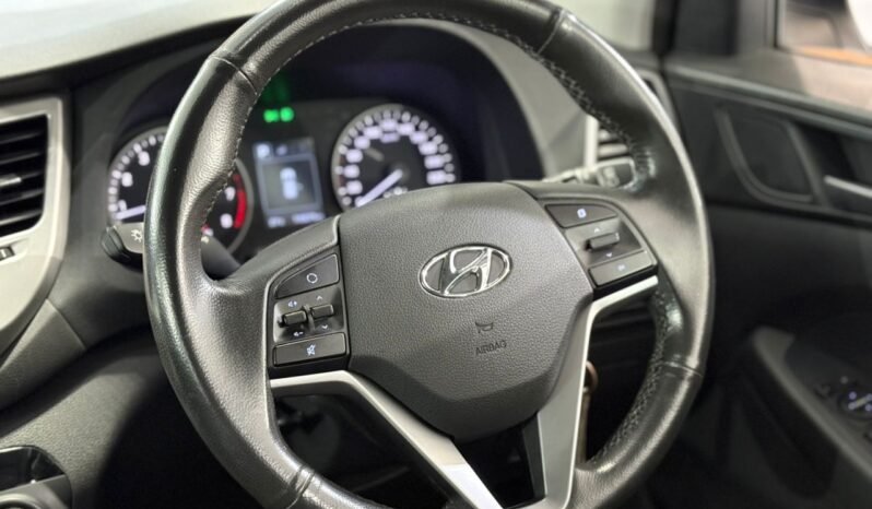
								2017 Hyundai TUCSON 2.0 ELEGANCE (A)/ FULL LOAN / TIPTOP CONDITION / 1 YEAR WARRANTY full									