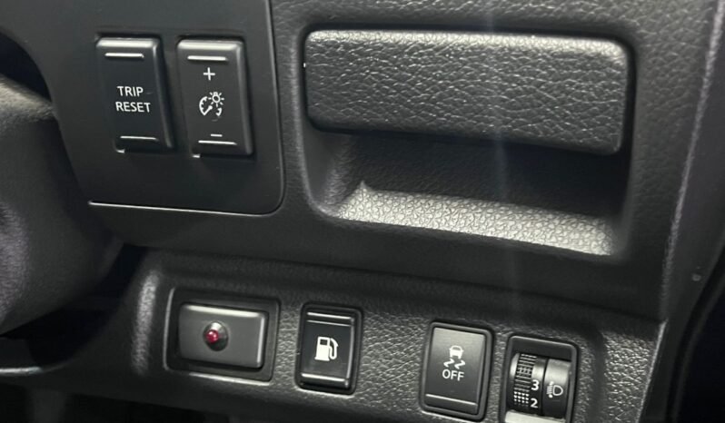 
								2019 Nissan NAVARA VL 2.5L (A) FULL LOAN / 1 OWNER full									