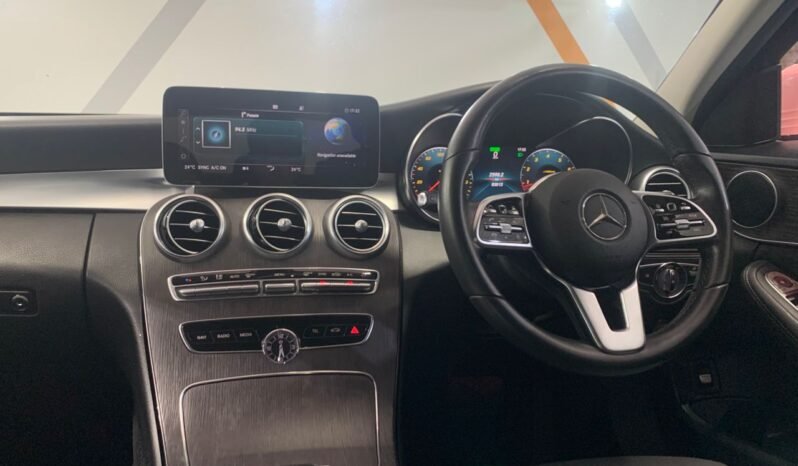 
								2019 Mercedes Benz C200 1.5 AMG (A) FULL LOAN / TIPTOP CONDITION / 1 YEAR WARRANTY full									