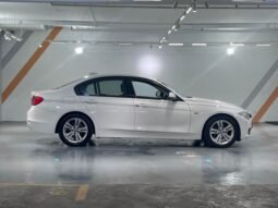 
										2013 BMW 320i (CKD) 2.0 (A) FULL LOAN full									