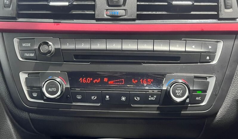 
								2013 BMW 320i (CKD) 2.0 (A) FULL LOAN full									