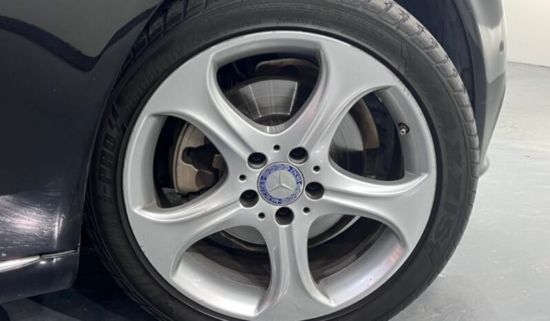 
								2016 Mercedes Benz C200 AVANTGARDE (A) FULL LOAN / TIPTOP CONDITION / 1 YEAR WARRANTY full									