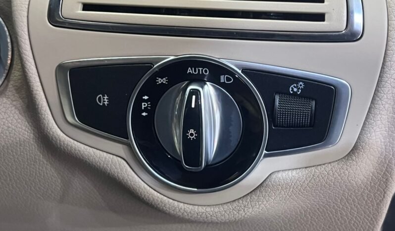 
								2016 Mercedes Benz C200 AVANTGARDE (A) FULL LOAN / TIPTOP CONDITION / 1 YEAR WARRANTY full									