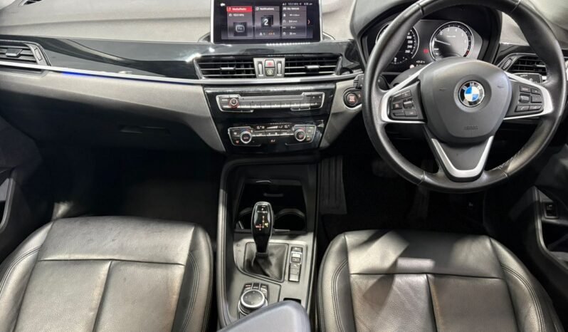 
								2020 BMW 320i (CKD) 2.0 (A) FULL LOAN /ONE OWNER / TIPTOP CONDITION / 1 YEAR WARRANTY full									