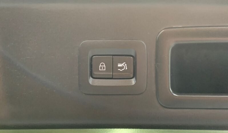 
								2022 Mazda CX-30 2.0 SKYACTIV-G High GVC Plus SUV (A) SUNROOF/ MEMORY SEATS/ POWER BOOT full									