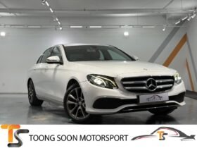 2017 Mercedes-Benz E200 2.0 Avantgarde Sedan NEW CAR CONDITION/ 3 YEARS WARRANTY/ ONE OWNER