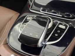 
										2017 Mercedes-Benz E200 2.0 Avantgarde Sedan NEW CAR CONDITION/ 3 YEARS WARRANTY/ ONE OWNER full									