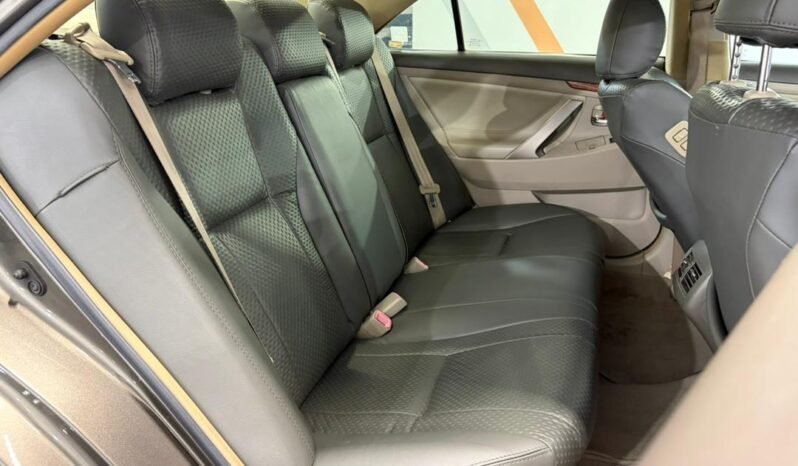 
								2010 Toyota CAMRY 2.0 (A)/ FULL LOAN / TIPTOP CONDITION / 1 YEAR WARRANTY full									