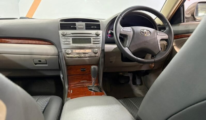 
								2010 Toyota CAMRY 2.0 (A)/ FULL LOAN / TIPTOP CONDITION / 1 YEAR WARRANTY full									