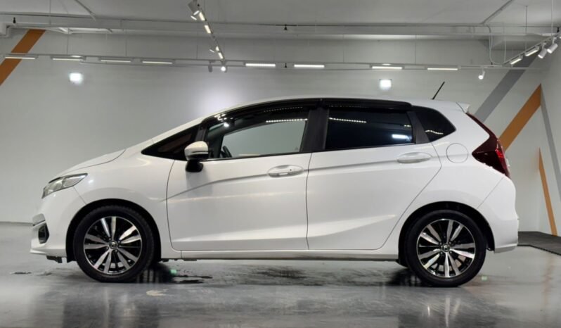 
								2017 Honda JAZZ 1.5 V (A) / FULL LOAN / TIPTOP CONDITION / 1 YEAR WARRANTY full									