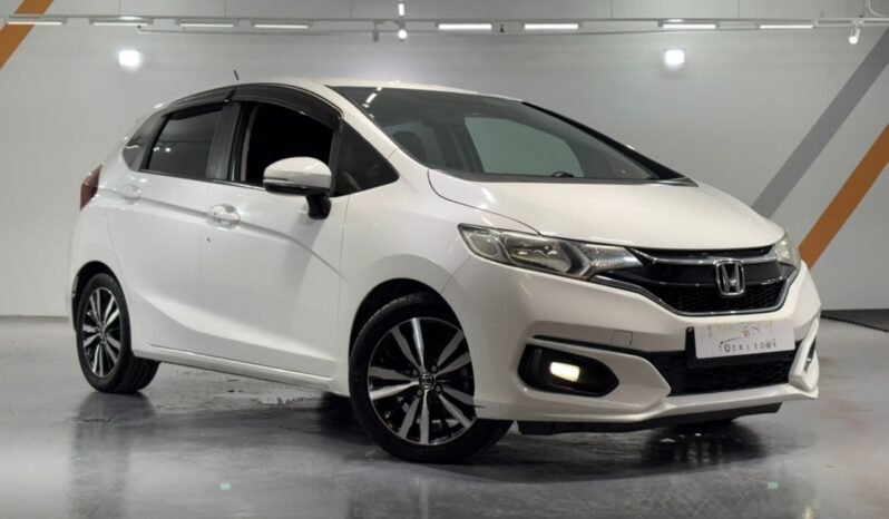 
								2017 Honda JAZZ 1.5 V (A) / FULL LOAN / TIPTOP CONDITION / 1 YEAR WARRANTY full									