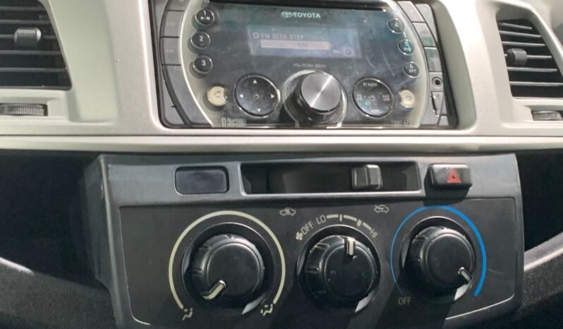 
								TOYOTA HILUX 2.5 G VNT (M) full									