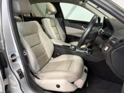 
										MERCEDES BENZ E250 full									